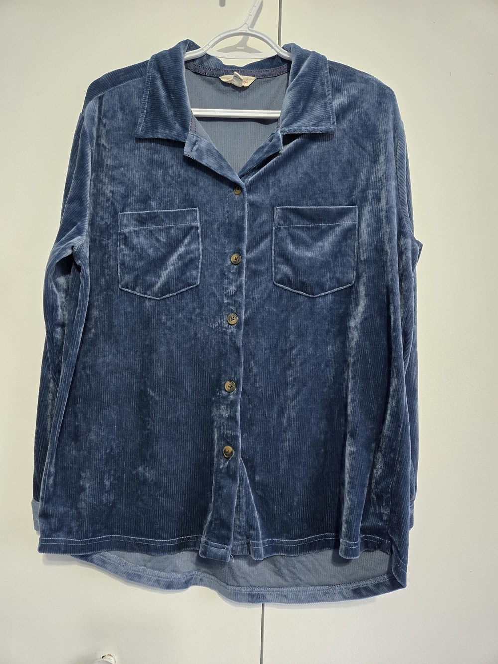 Weatherproof Vintage Women’s Corduroy Button Down Shirt Blue Size Medium Soft